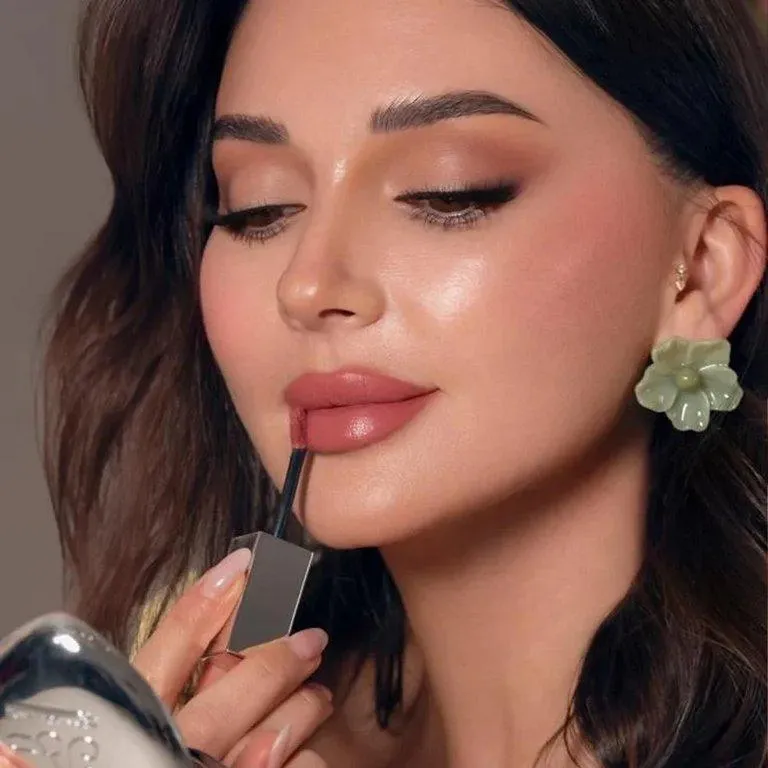 Nora Bo Awadh Liquid Lipstick -Flowery